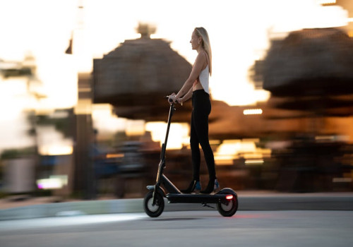 Wat kost een scooter rijden per maand voor een jongere