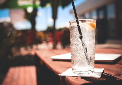 Werken en vakantie vieren tegelijk? Ga werken in de horeca op Sint-Maarten!