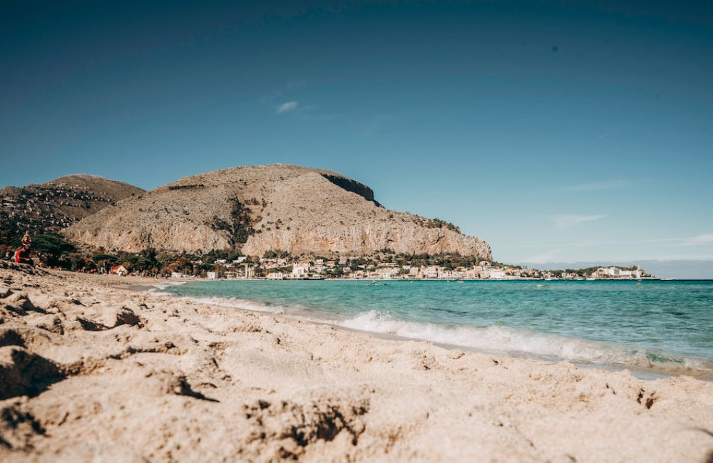 Ontdek Sardinië en Sicilië op een voordelige fly-drive vakantie